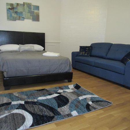 Located In The Noma-Gallaudet Neighborhood Apartment Вашингтон Екстериор снимка