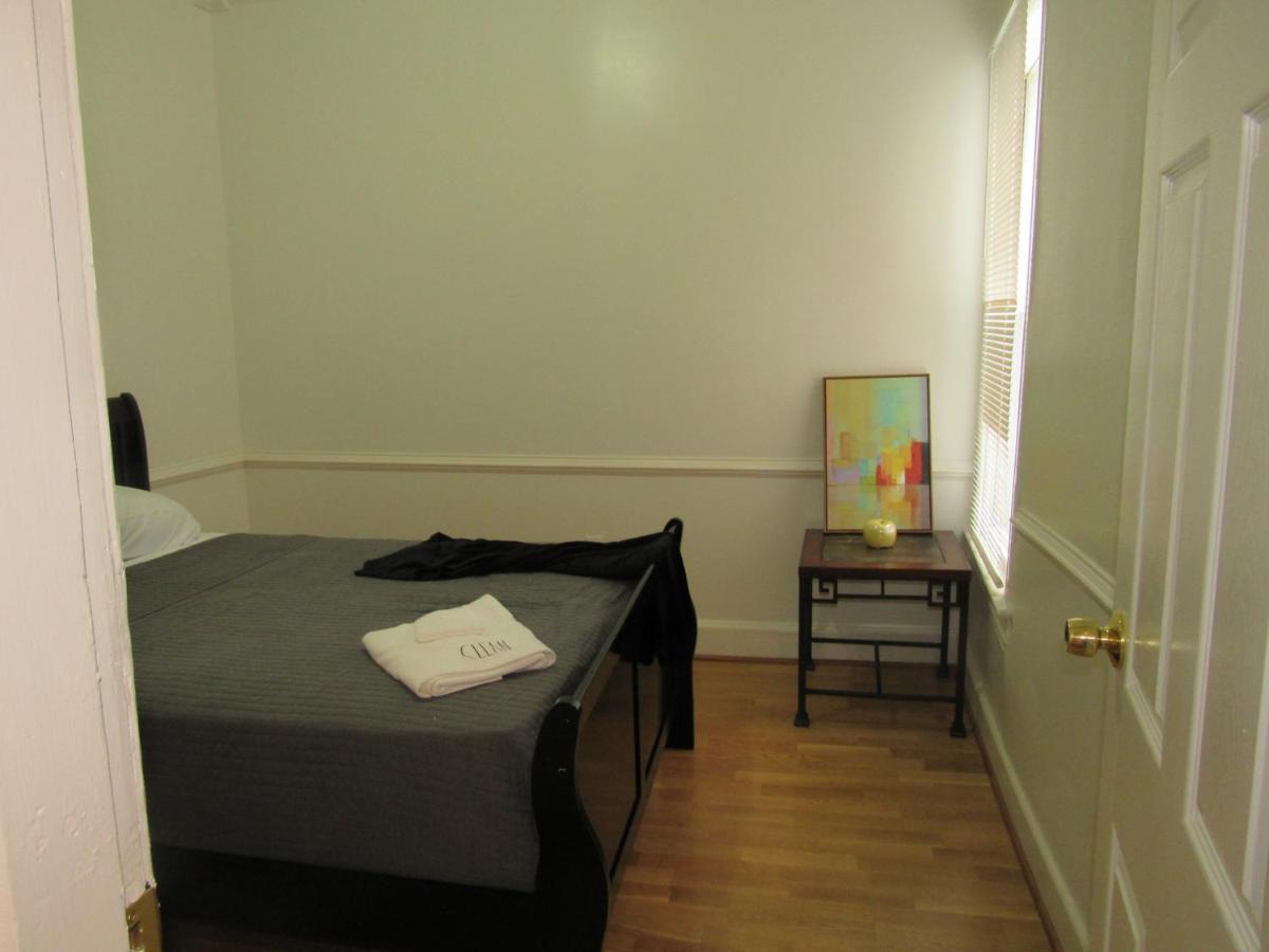 Located In The Noma-Gallaudet Neighborhood Apartment Вашингтон Екстериор снимка