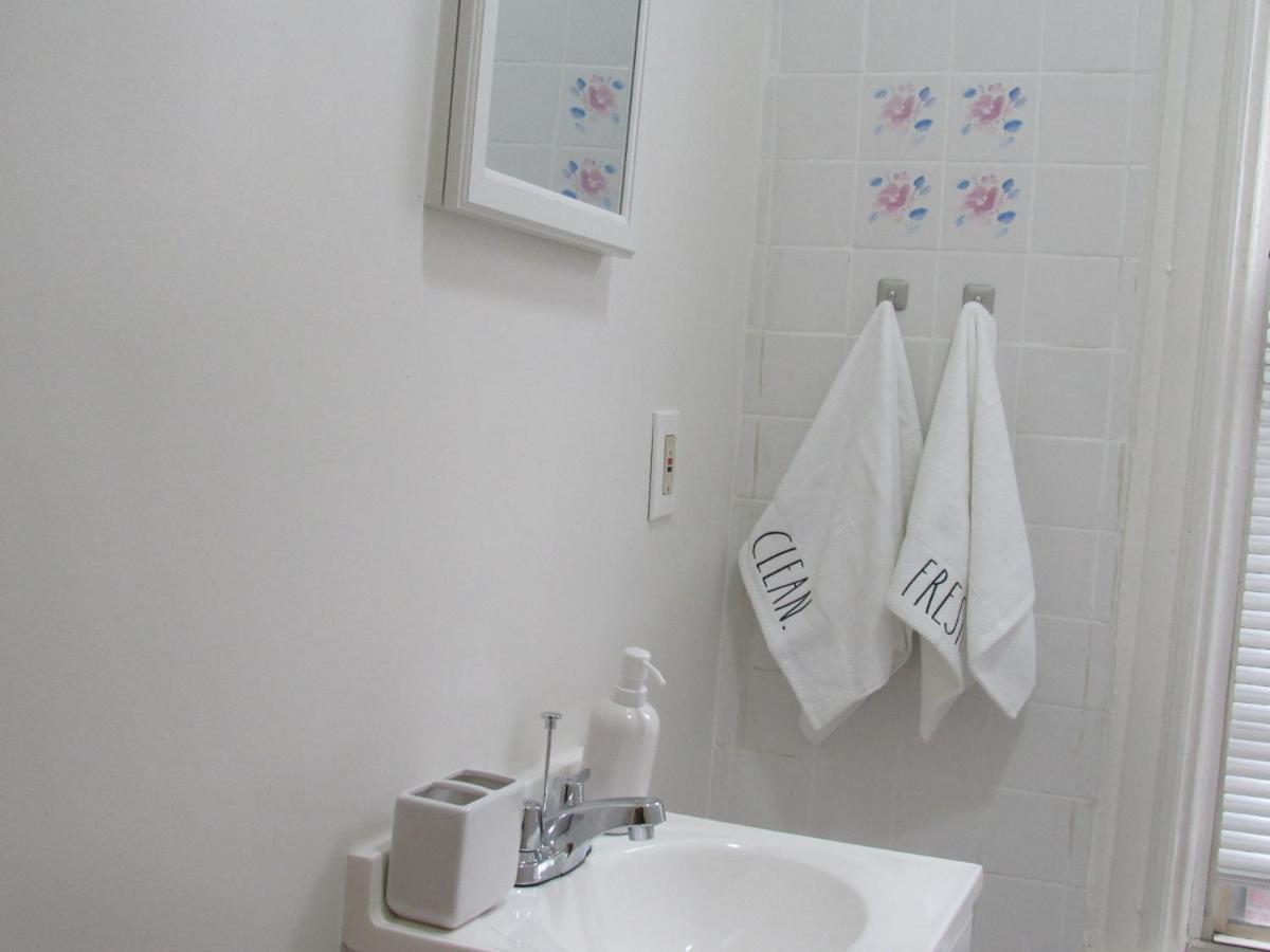 Located In The Noma-Gallaudet Neighborhood Apartment Вашингтон Екстериор снимка
