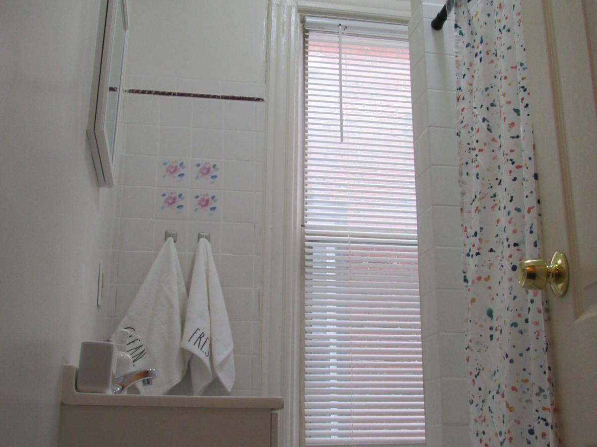 Located In The Noma-Gallaudet Neighborhood Apartment Вашингтон Екстериор снимка